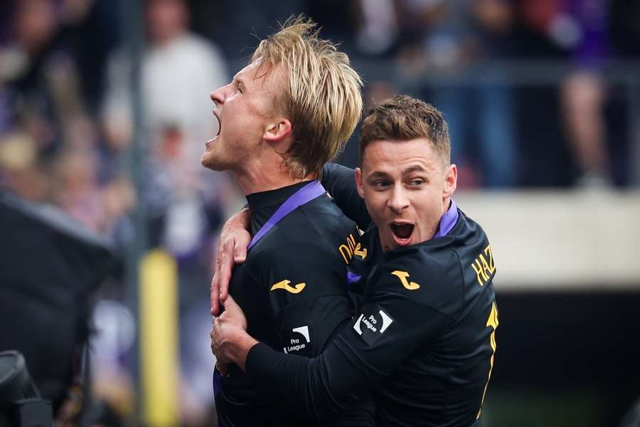 Kyniske Dolberg bragte Anderlecht i front i livsvigtig sejr over bitre rivaler