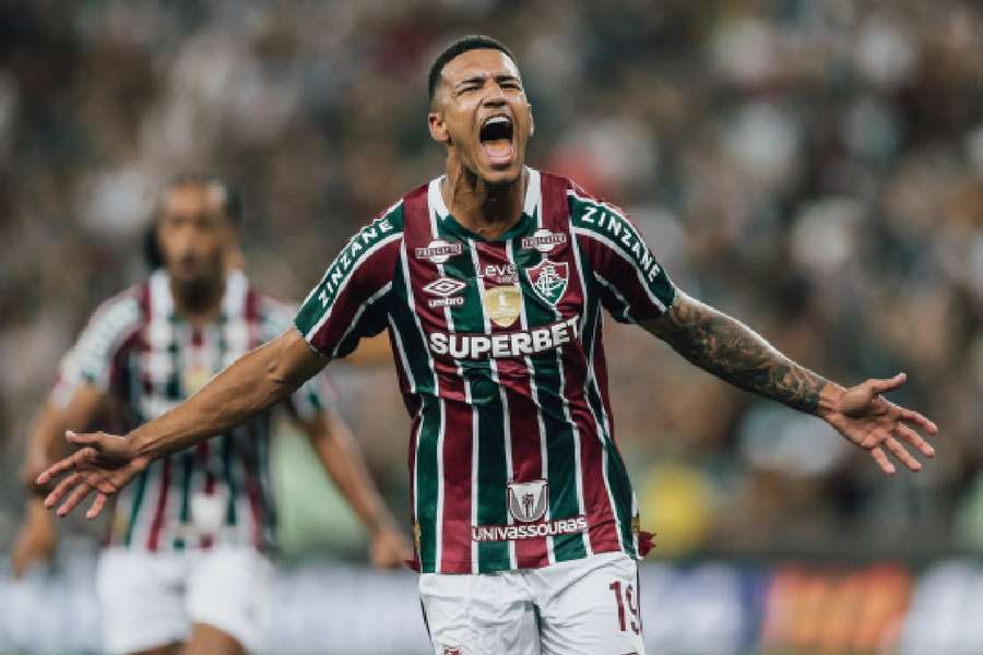 Kauã Elias celebra golo da reviravolta