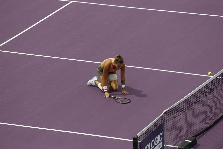 Sabalenka perde em Guadalajara e põe Gauff e Garcia no WTA Finals