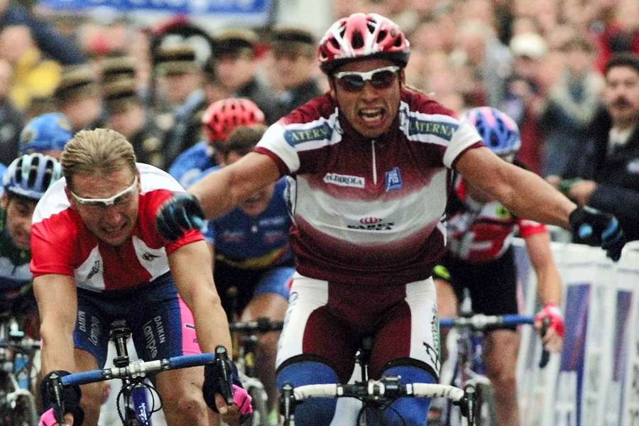 Romains Vainsteins si proclama campione del mondo a Plouay nel 2000