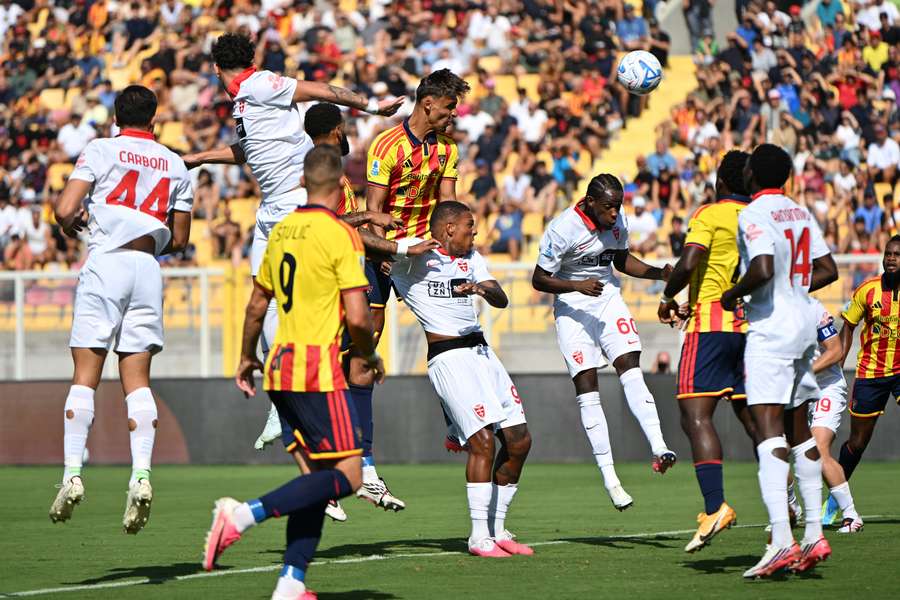 Tiago Gabriel marcou pelo Lecce Tiago Gabriel marcou pelo Lecce