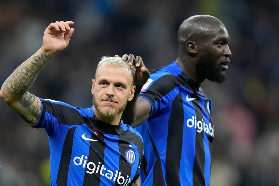 Lukaku jubelt mit Torschütze Dimarco