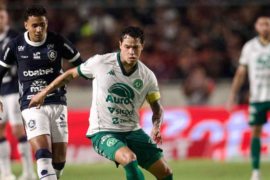 Gol da Chape jogou banho gelado na torcida azulina Gol da Chape jogou banho gelado na torcida azulina