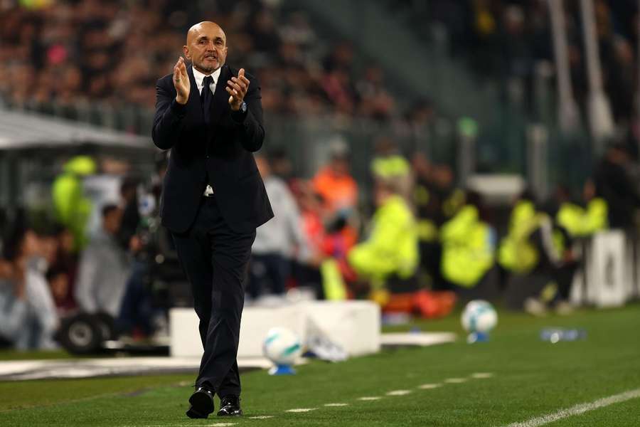 Spalletti sledoval remízu svojich zverencov. Spalletti sledoval remízu svojich zverencov.