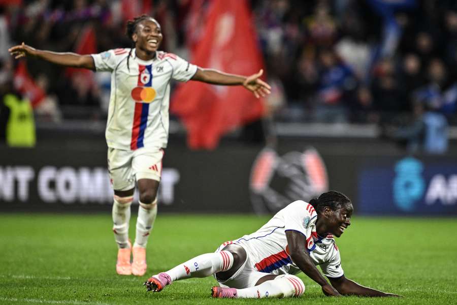 L'OL s'offre son 8e Classique de rang face au PSG, grâce à un but de Chawinga L'OL s'offre son 8e Classique de rang face au PSG, grâce à un but de Chawinga