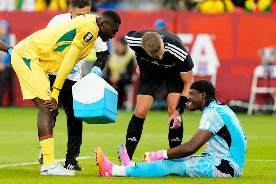Lawrence Ati-Zigi receives treatment during Ghana vs Panama game. Lawrence Ati-Zigi receives treatment during Ghana vs Panama game.