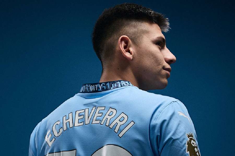 Claudio Echeverri, o novo atacante do City
