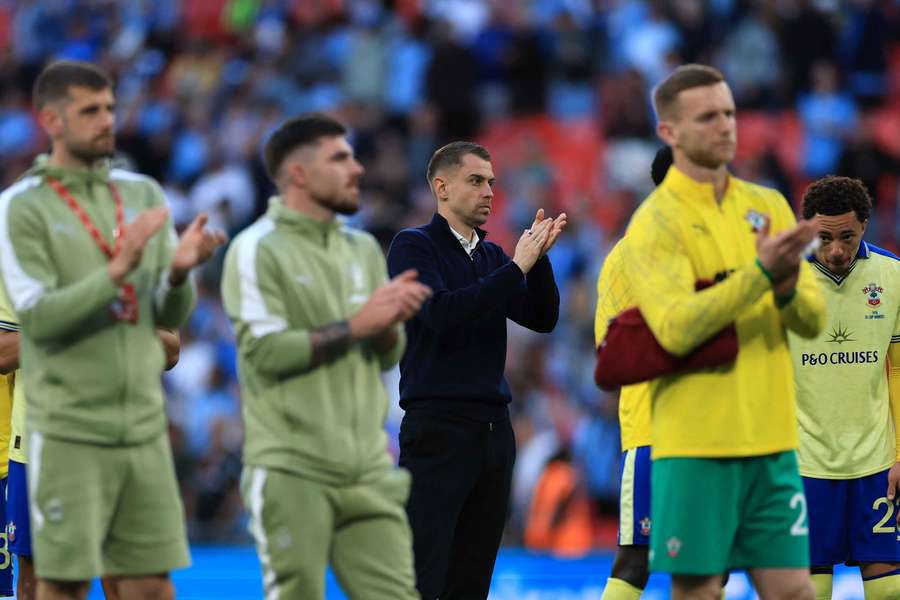 Eckert praises "outstanding" Southampton after Man City FA Cup semi defeat Eckert praises "outstanding" Southampton after Man City FA Cup semi defeat