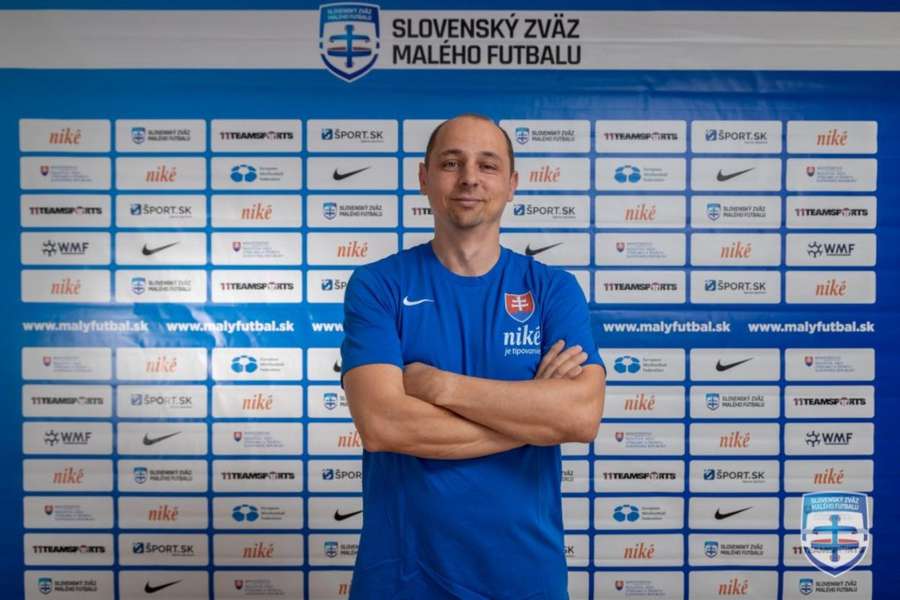 Branislav Škorec vymenil na striedačke Ladislava Borbélyho.