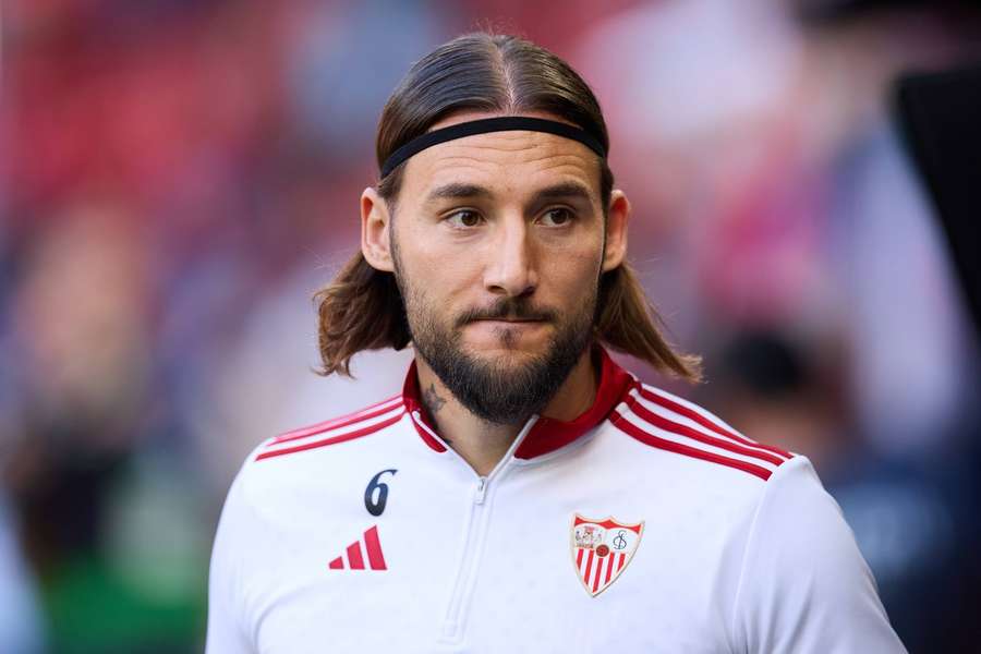 Sevilla captain Gudelj sends message to fans: You don't deserve this Sevilla captain Gudelj sends message to fans: You don't deserve this