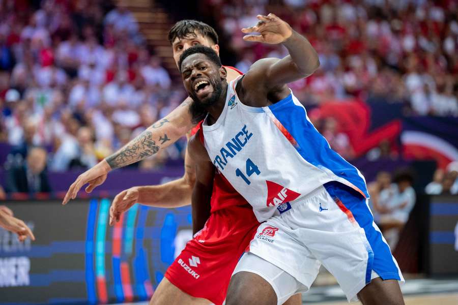 Jaiteh reste le seul pivot des Bleus.
