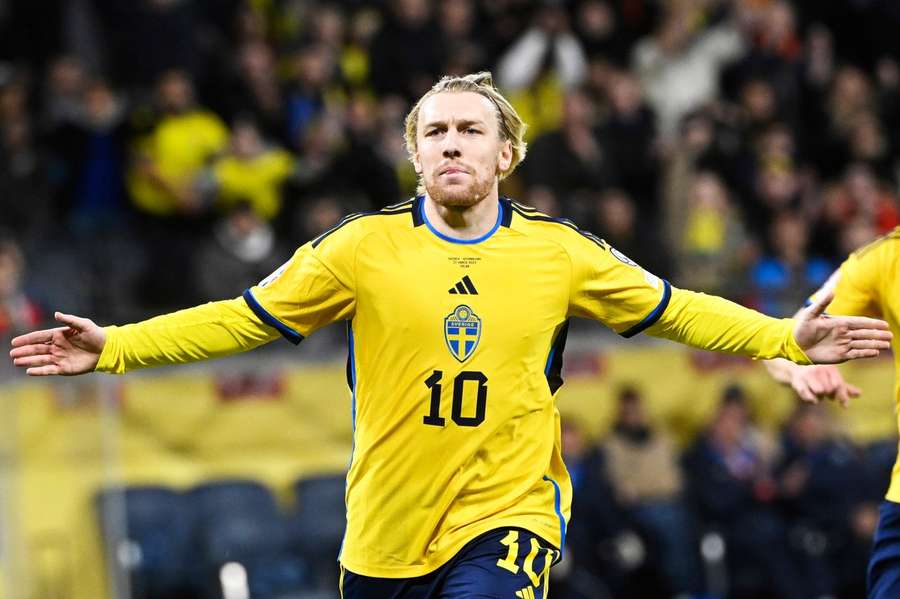 Forsberg bejubelt seinen Treffer zum 1:0 für die Schweden (38.)