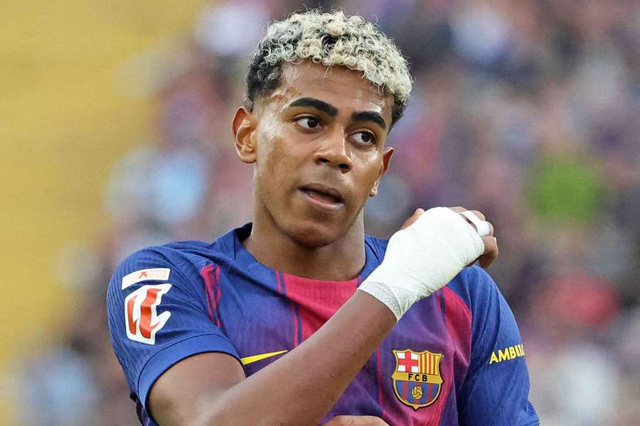 Lamine Yamal ainda está se recuperando de lesão, mas foi titular no fim de semana contra o Girona
