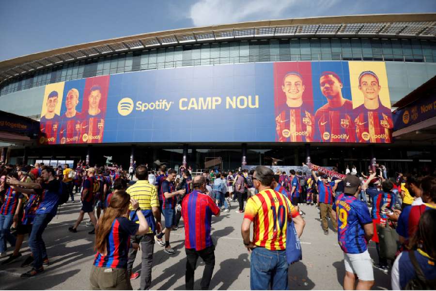 General view outside Barcelona's stadium