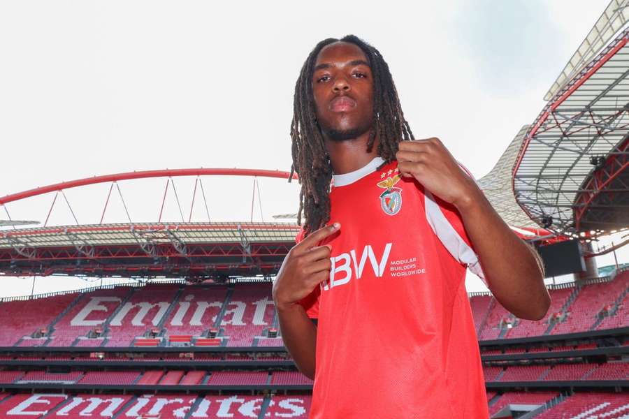 Andreson Semedo vai para a oitava época no Benfica
