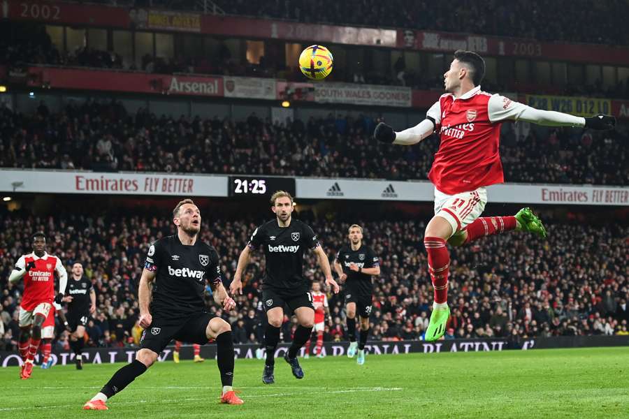 Arsenal a întors rezultatul după pauză în fața celor de la West Ham Arsenal a întors rezultatul după pauză în fața celor de la West Ham