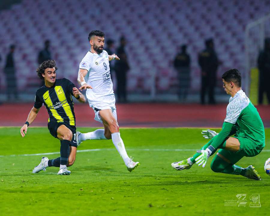 Jota fez o gol da vitória do Al-Ittihad