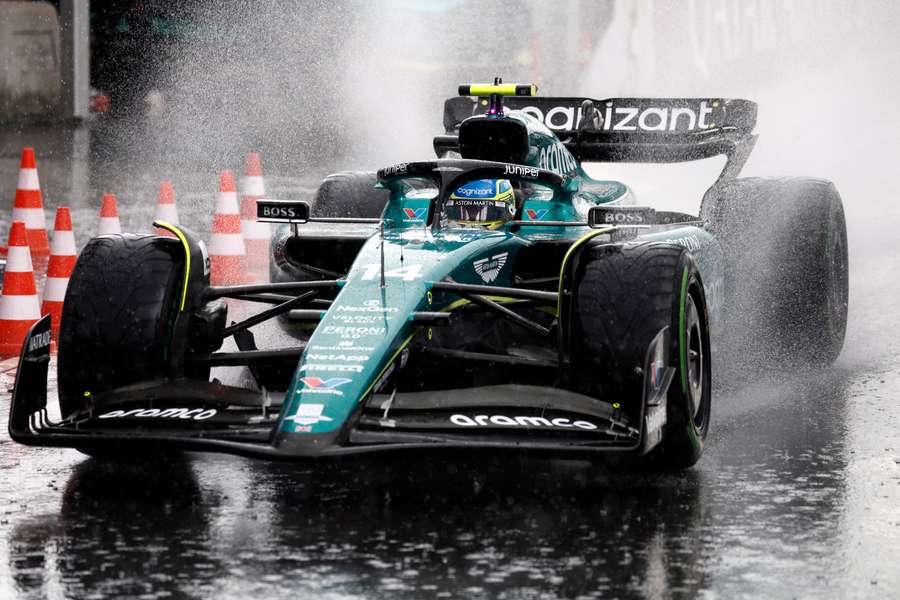 Fernando Alonso was imperious in the wet around Zandvoort