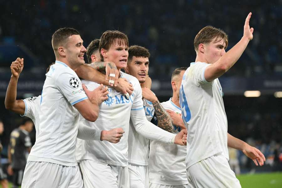 Napoli celebrate McTominay's goal