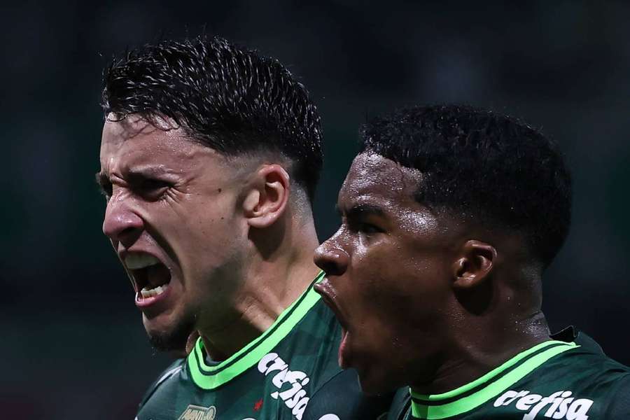 Palmeiras chega após eliminação na Libertadores Palmeiras chega após eliminação na Libertadores