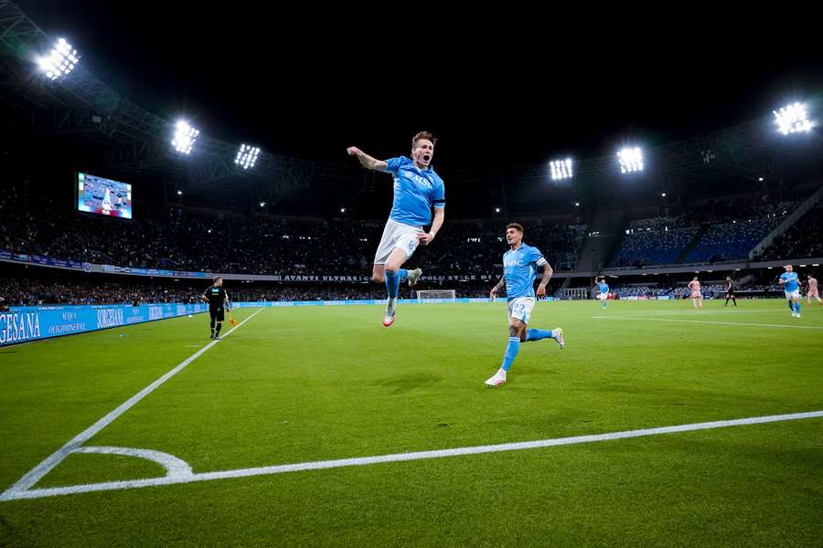 Scott McTominay rapproche Naples du Scudetto
