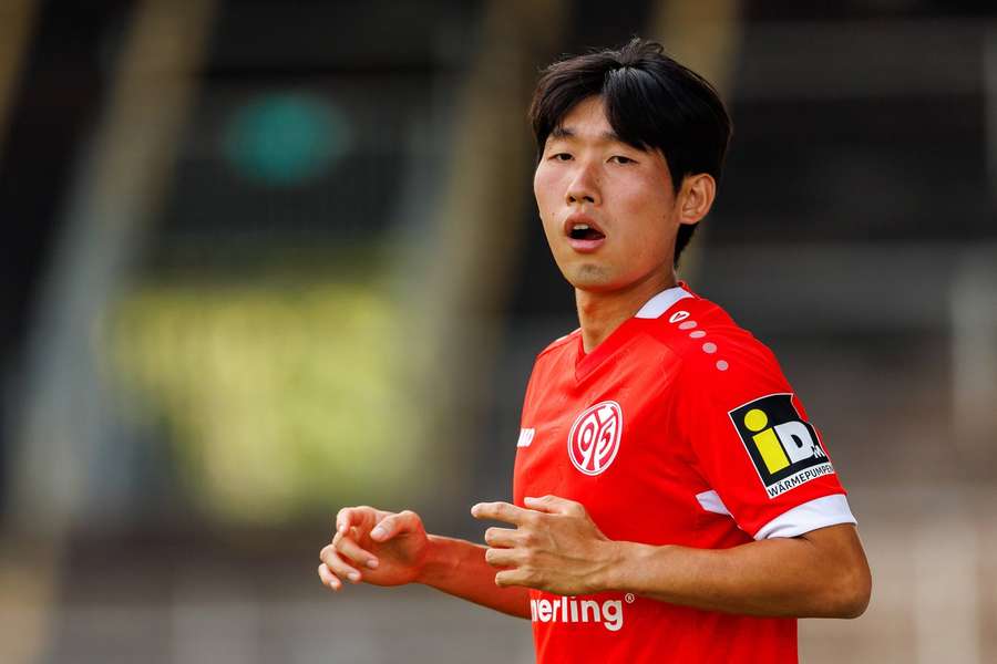 Hong Hyun-seok has joined FC Midtjylland on loan from Mainz 05