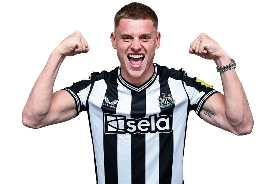 Harvey Barnes oficializado pelo Newcastle