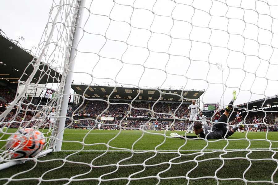 Aston Villa sejrede i Burnley 