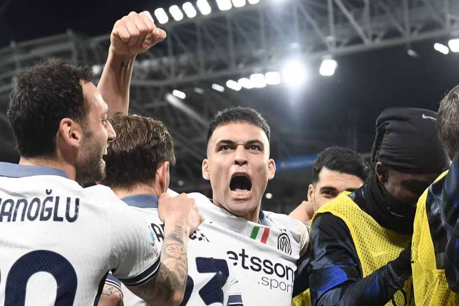 Inter wykorzystał potknięcie Napoli i ogrywa trzecią Atalantę. Kroczą po tytuł?