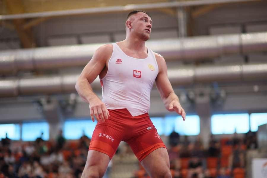 Robert Baran powalczy w sobotnich repesażach w wadze 125 kg podczas MŚ w zapasach Robert Baran powalczy w sobotnich repesażach w wadze 125 kg podczas MŚ w zapasach