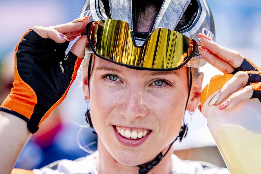 Lorena Wiebes is opnieuw Europees kampioene op de weg