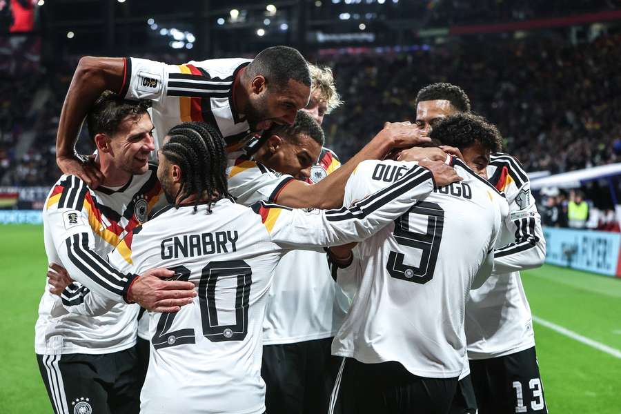 Germania, repartizată în Grupa E la Mondialul din SUA, alături de Curacao, Coasta de Fildeș și Ecuador Germania, repartizată în Grupa E la Mondialul din SUA, alături de Curacao, Coasta de Fildeș și Ecuador