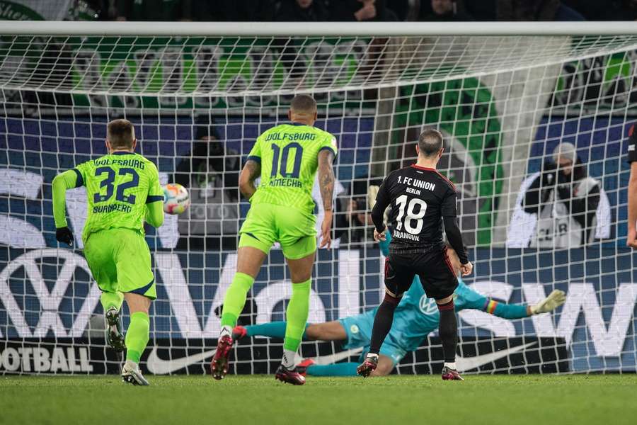 Juranovic verwandelt einen Foulelfmeter zum 1:0 