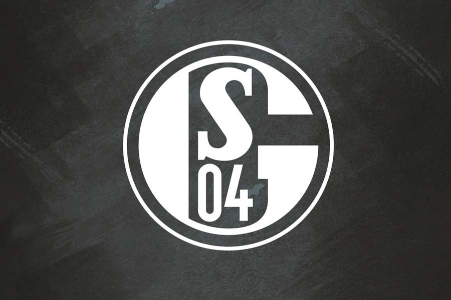 Trybuny zamarły, śmierć kibica na stadionie Schalke
