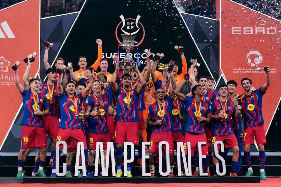 O finală de Supercupă demnă de un El Clasico! Barcelona dă lovitura de grație marii rivale