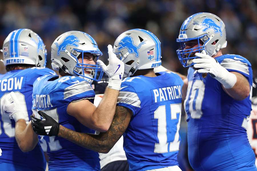 Die Detroit Lions bejubeln ihren Sieg.