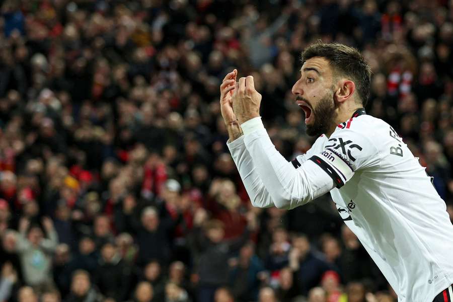 Bruno Fernandes, aspru criticat pentru prestația din meciul cu Liverpool