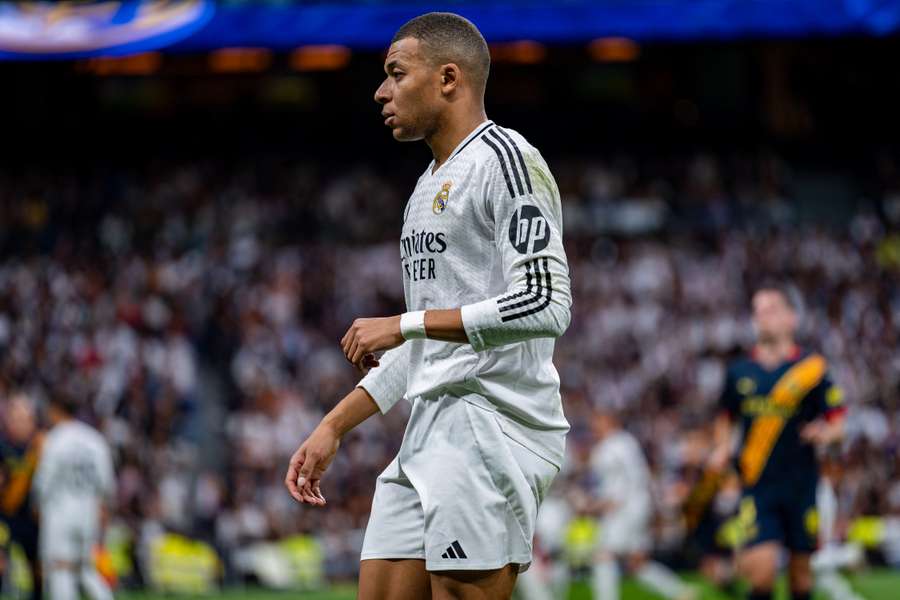 Kylian Mbappé sur le flanc.