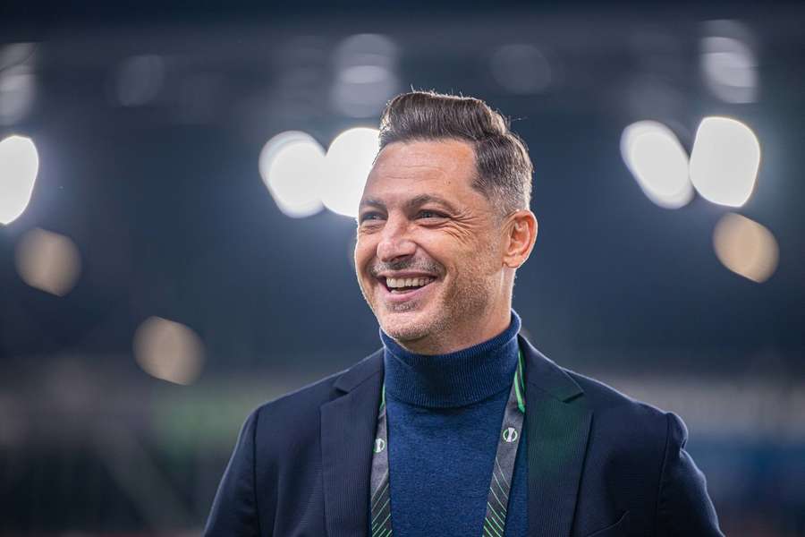 ”Nu este cel mai redutabil adversar!” Mirel Rădoi, înainte de Univ Craiova - Rapid ”Nu este cel mai redutabil adversar!” Mirel Rădoi, înainte de Univ Craiova - Rapid