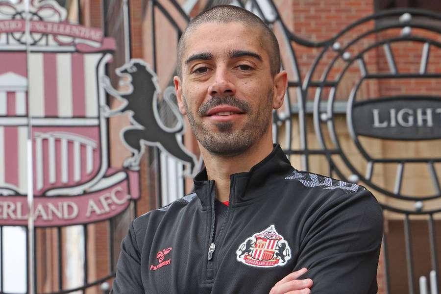 Pedro Ribeiro apresentado no Sunderland