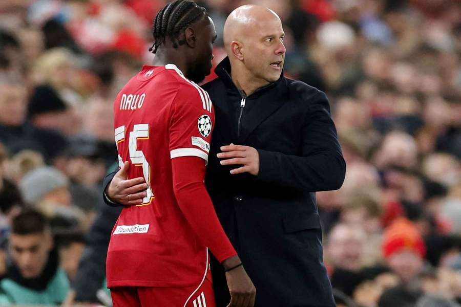 Liverpool boss Slot admits Frimpong injury may force late market move