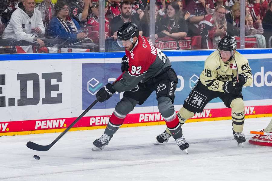 Die Kölner Haie scheiterten deutlich an den Grizzlys Wolfsburg. Die Kölner Haie scheiterten deutlich an den Grizzlys Wolfsburg.