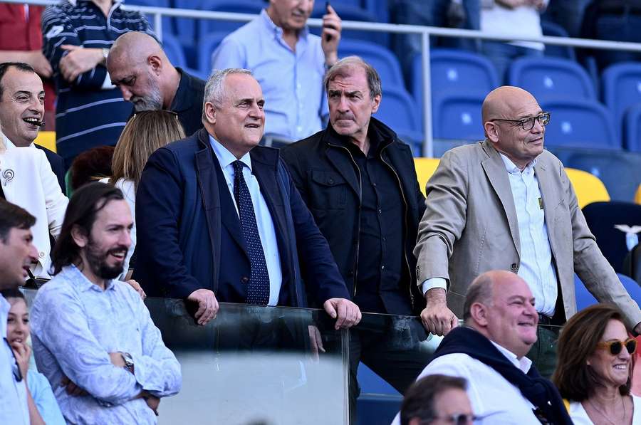 Claudio Lotito, presidente da Lazio, justificou mudança na equipa técnica