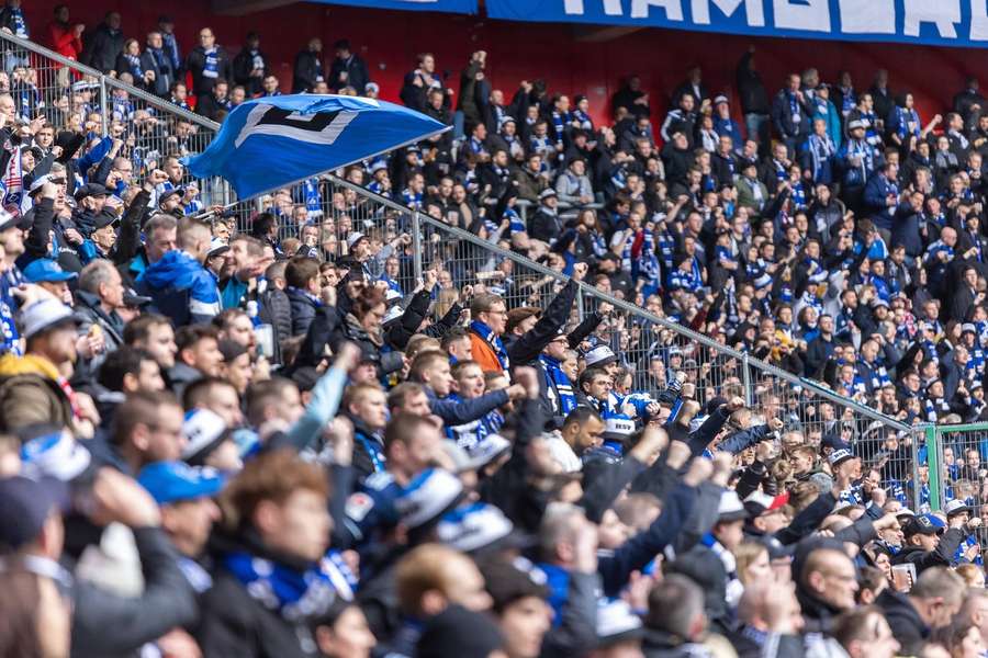 Die Hamburger Fans können sich auf eine kostenlose Übertragung des Derbys gegen den FC St. Pauli freuen.