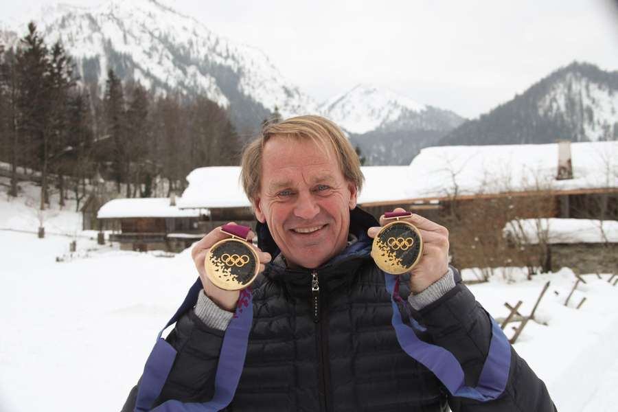 Markus Wasmeier mit seinen Goldmedaillen