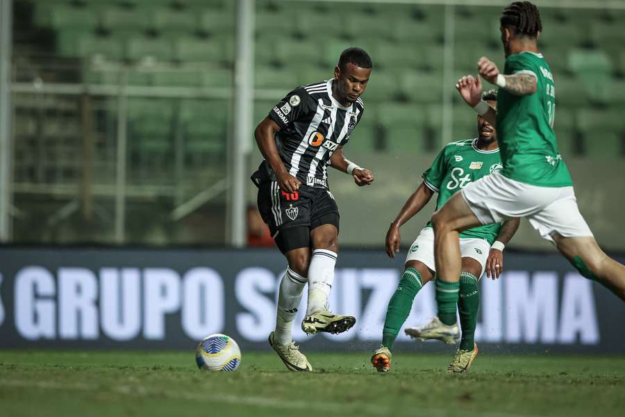 Alisson entrou bem no segundo tempo