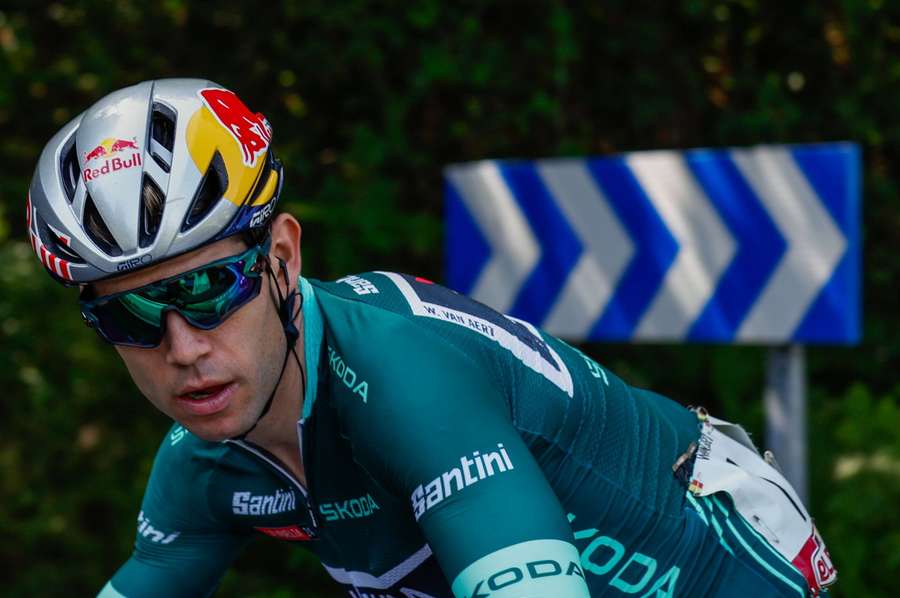 Belgijski kolarz van Aert musi zapłacić wysokie odszkodowanie byłemu zespołowi