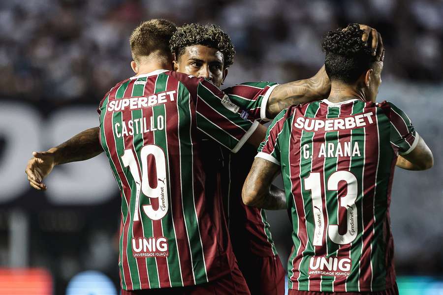 Castillo e John Kennedy garantiram a virada do Fluminense sobre o Santos
