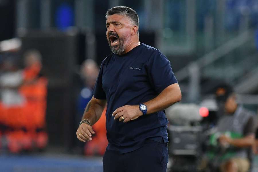 Gattuso rozpoczął pracę w nowym klubie katastrofalnie. Gattuso rozpoczął pracę w nowym klubie katastrofalnie.