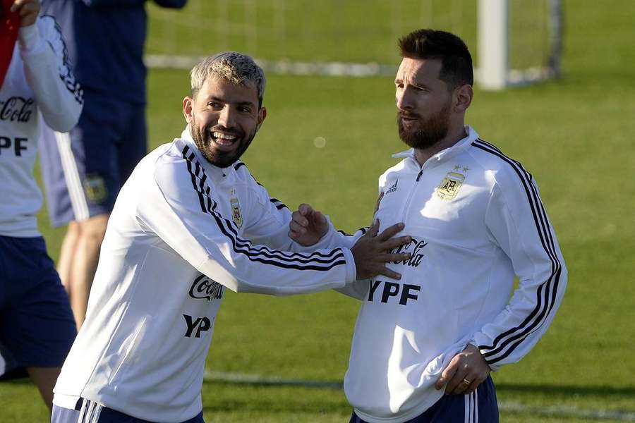 Kun Aguero și Leo Messi în 2019